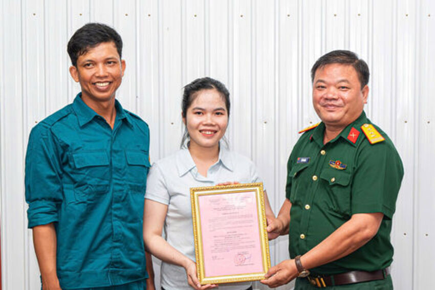Bàn giao nhà Mái ấm biên cương tại xã Nhơn Hội 