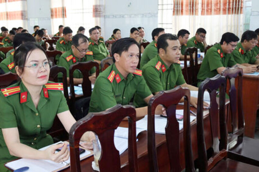 Nâng cao kiến thức chuyển đổi số trong Công an tỉnh An Giang