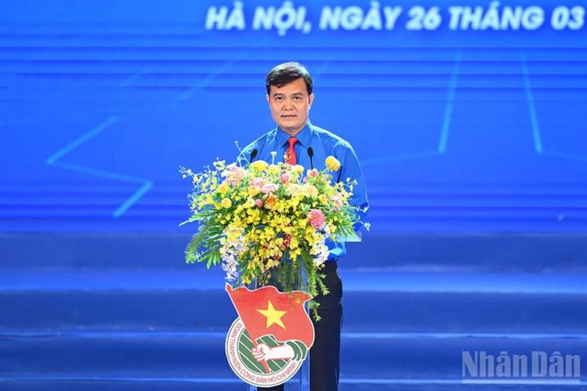 Trung ương Đoàn Thanh niên Cộng sản Hồ Chí Minh đón nhận Huân chương Lao động hạng Nhất