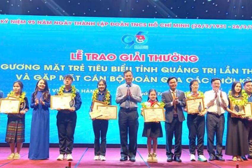 20 cá nhân được nhận giải thưởng “Gương mặt trẻ tiêu biểu tỉnh Quảng Trị lần I”